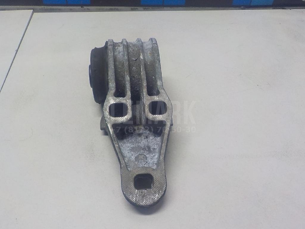 Сайлентблок задней балки правый