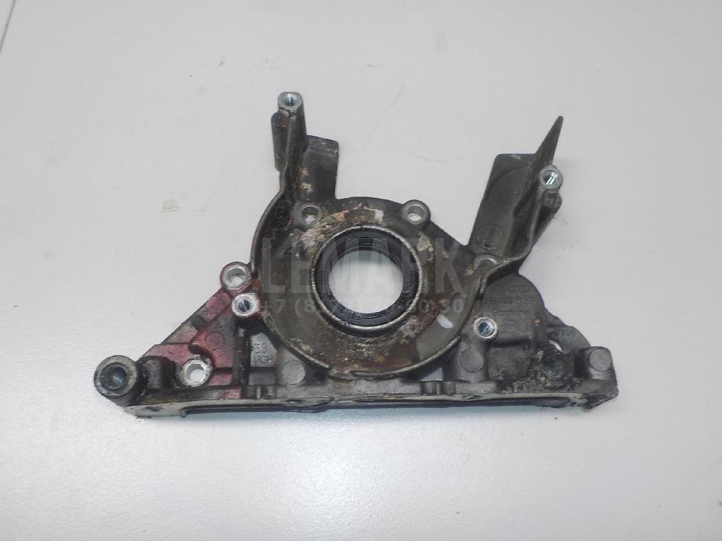 Крышка двигателя передняя