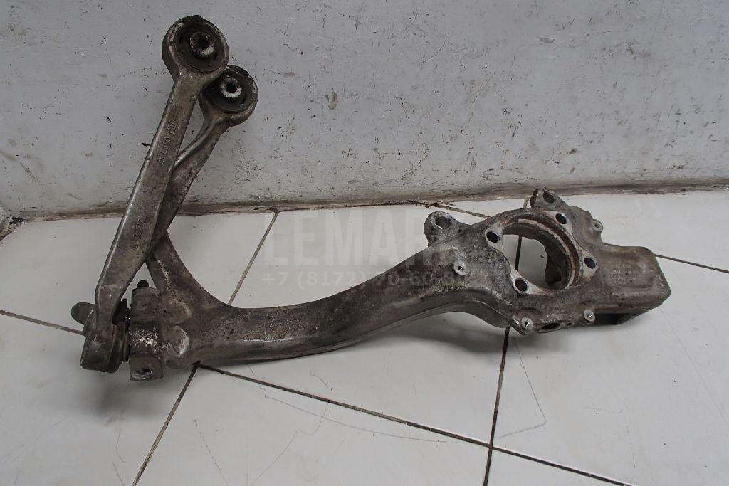 Кулак поворотный передний левый