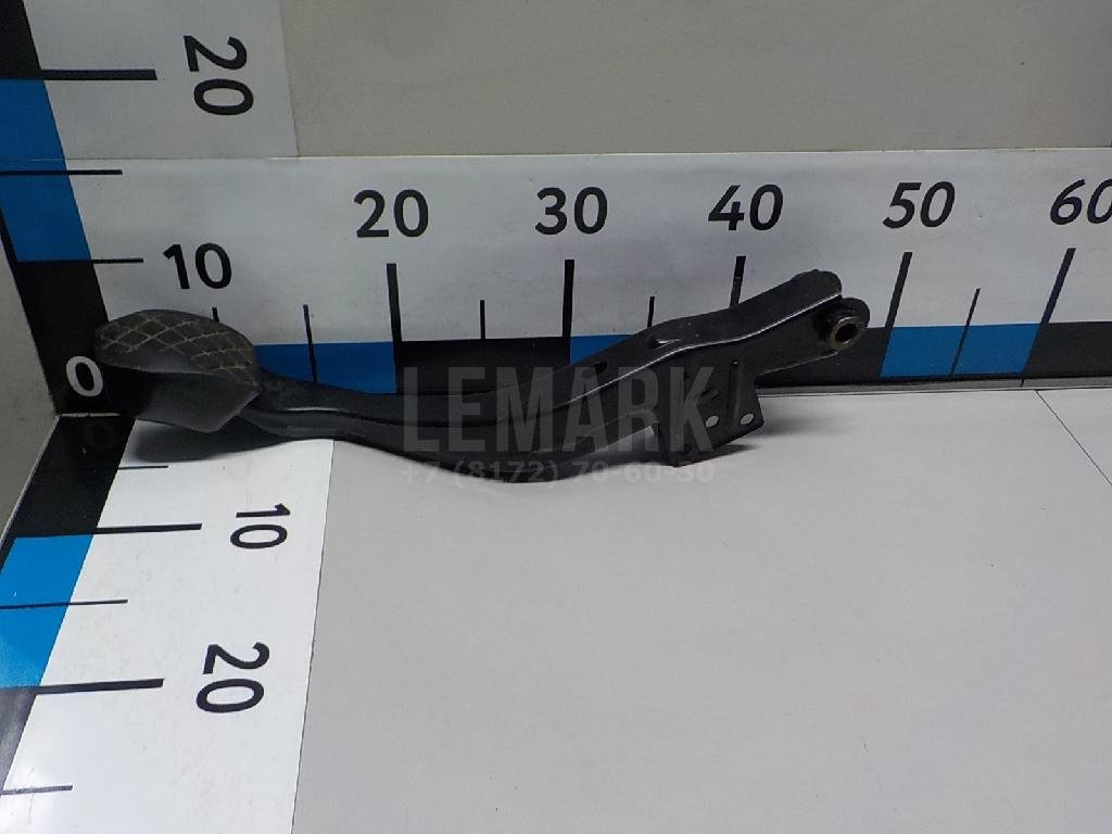 Педаль тормоза