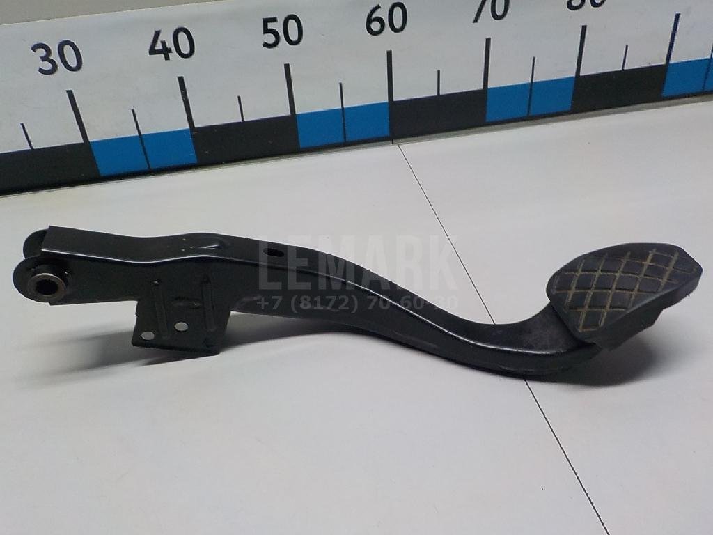 Педаль тормоза