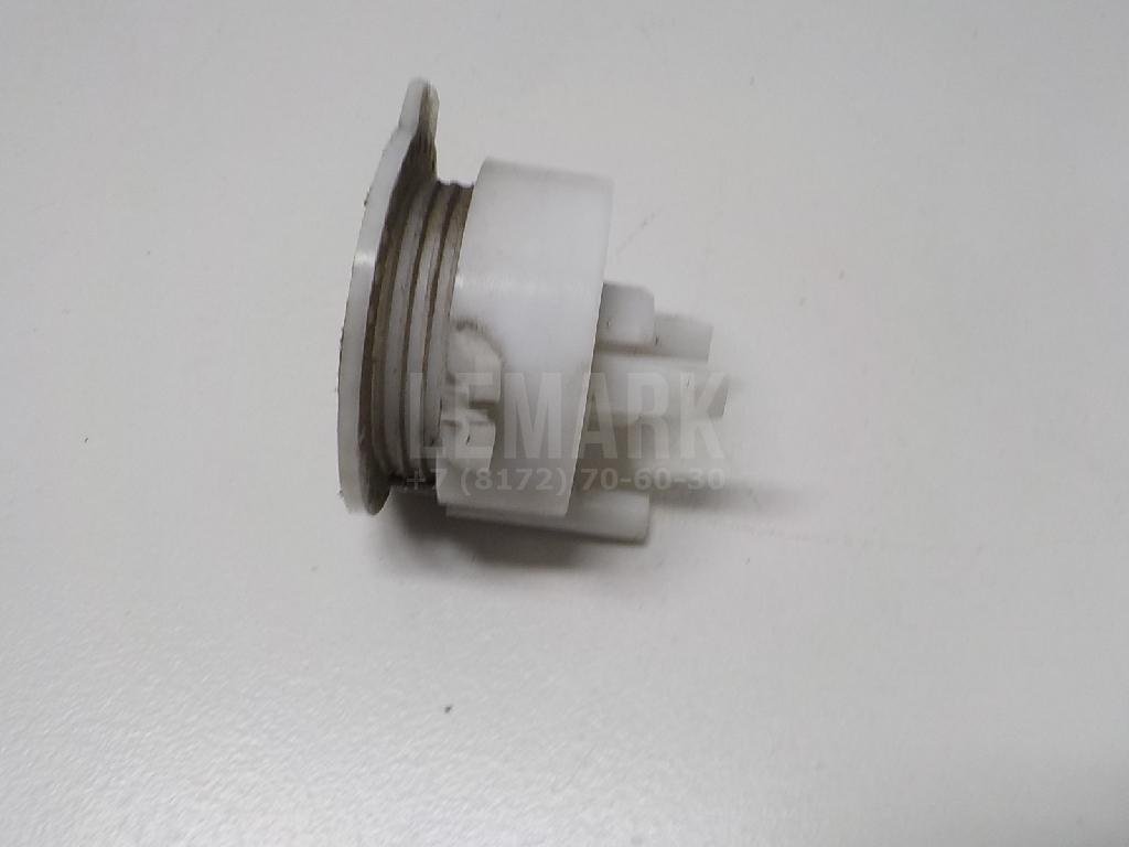 Кронштейн заднего бампера