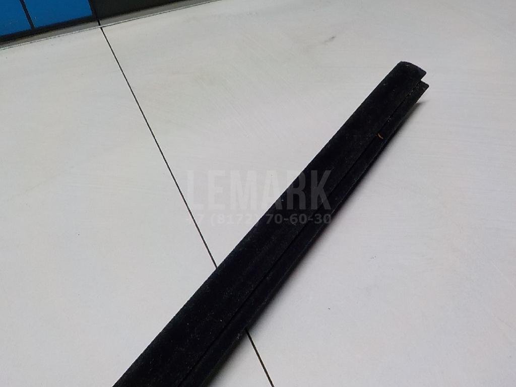 Уплотнитель (внутри) для  Audi 80/90 [B3] 1986-1991