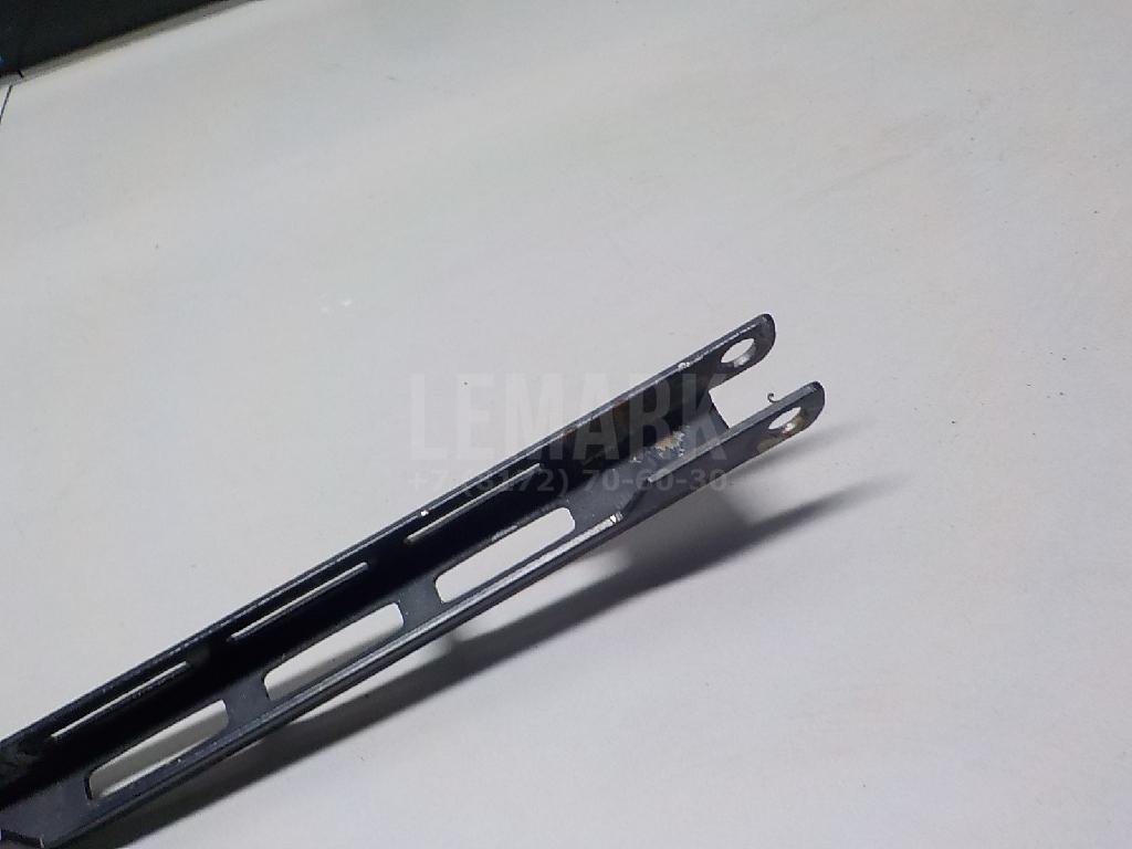 Поводок стеклоочистителя передний левый для  Audi A3 [8PA] Sportback 2004-2013