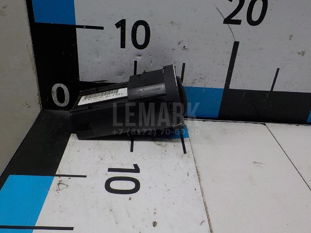 Переключатель света фар