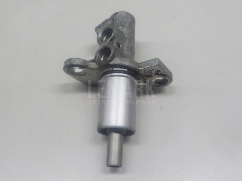 Цилиндр тормозной главный