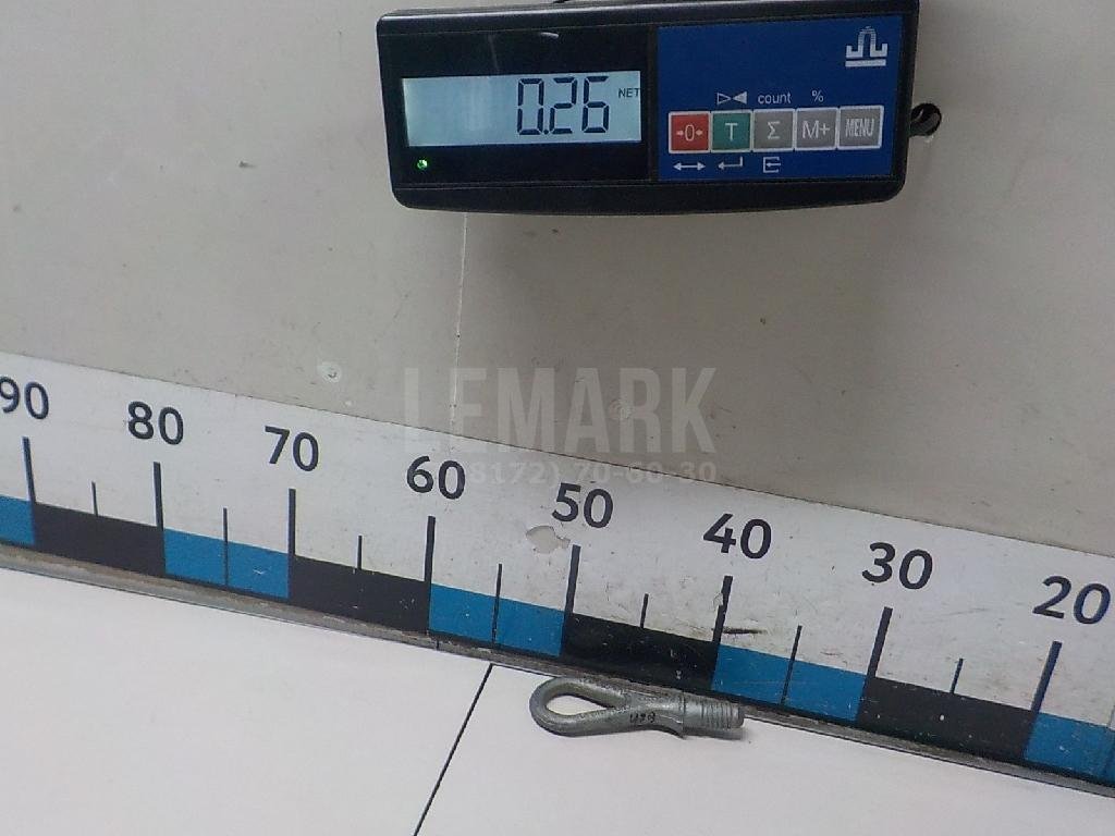 Крюк буксировочный