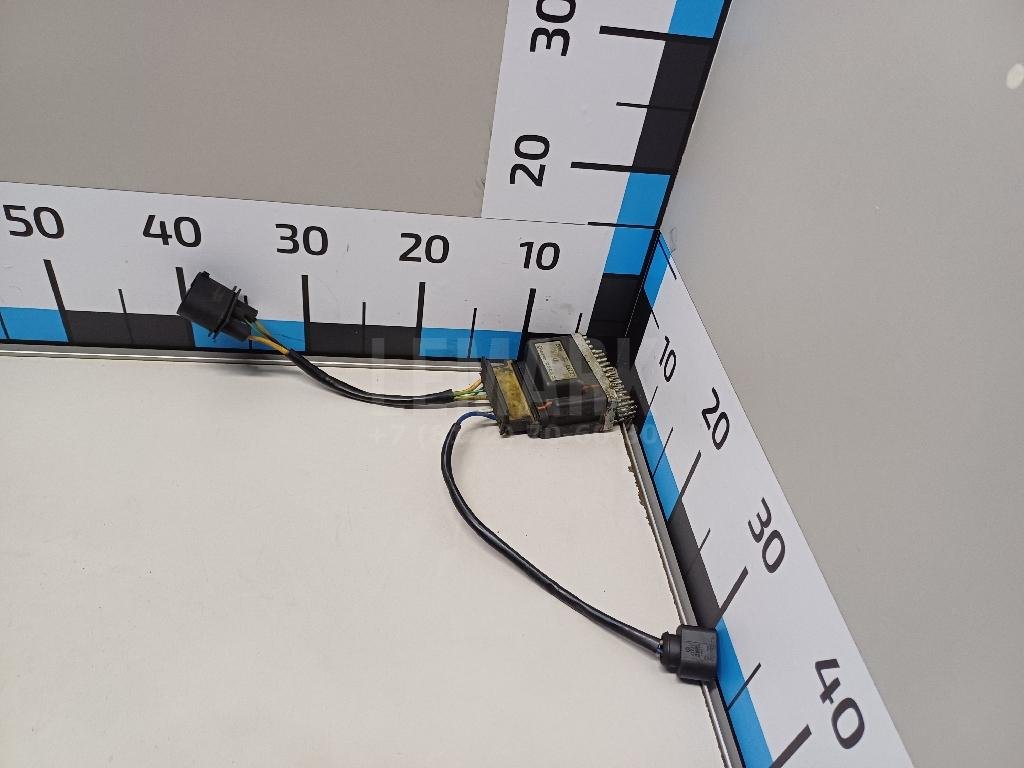 Блок управления вентилятором для  Audi 100 [C4] 1991-1994