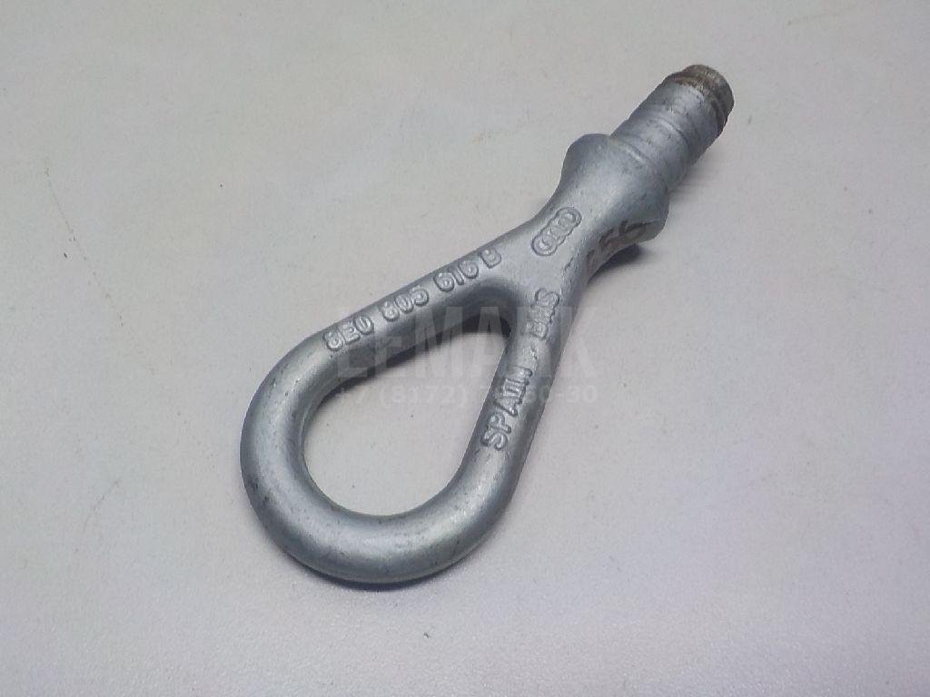 Крюк буксировочный