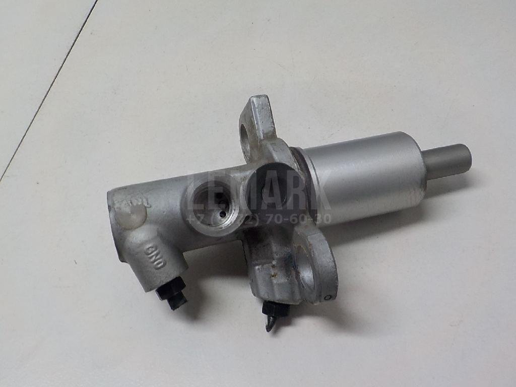 Цилиндр тормозной главный