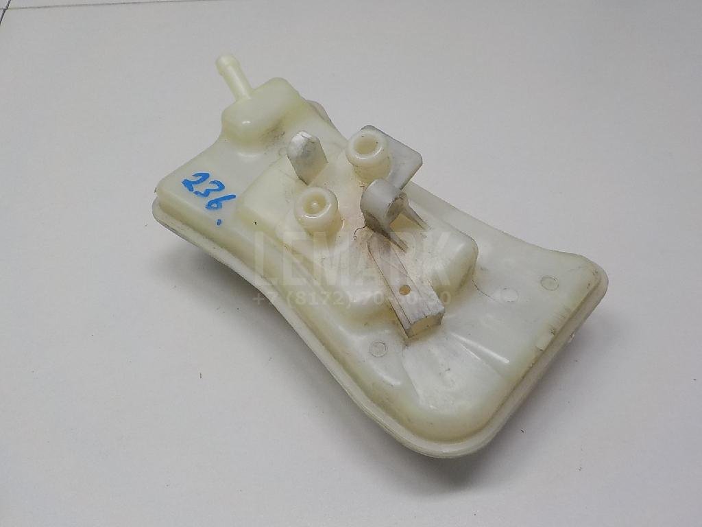 Бачок главного тормозного цилиндра