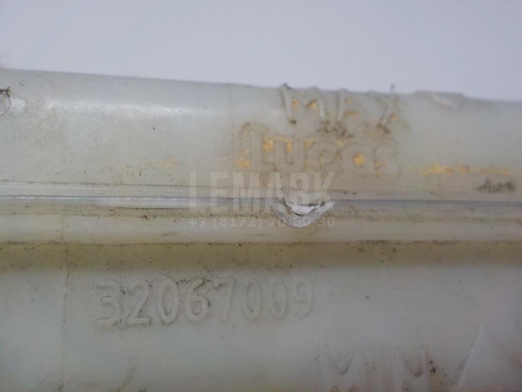 Бачок главного тормозного цилиндра