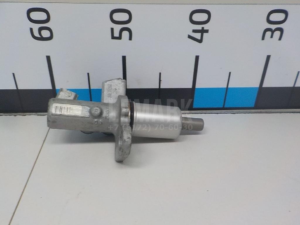 Цилиндр тормозной главный