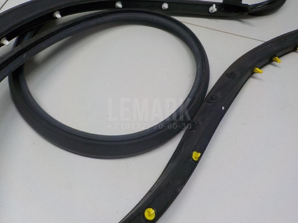 Уплотнитель (наружный) для  Alfa Romeo 156 1997-2005