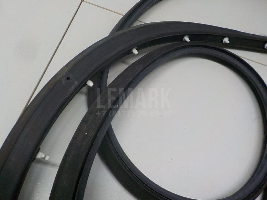 Уплотнитель (наружный) для  Alfa Romeo 156 1997-2005