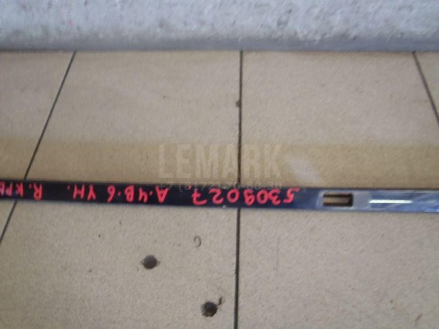 Молдинг крыши правый