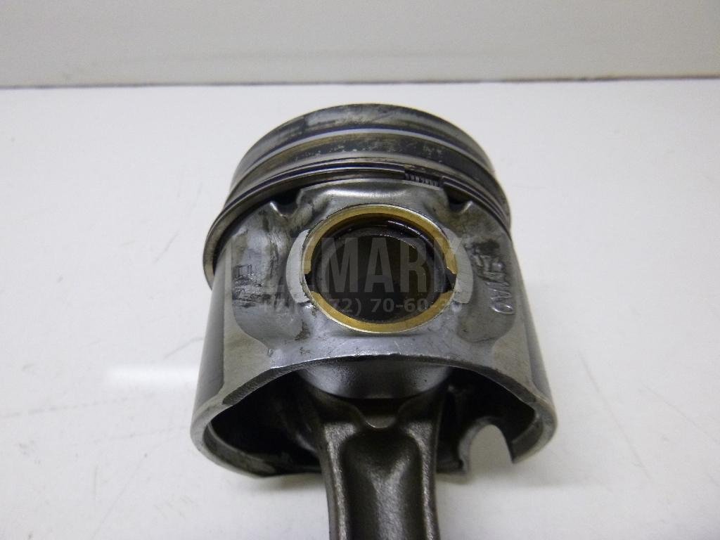 Поршень с шатуном