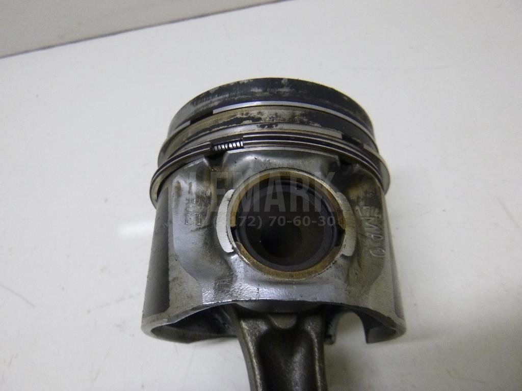 Поршень с шатуном