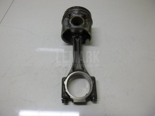 Поршень с шатуном