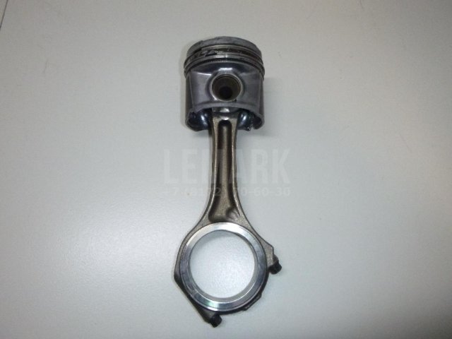 Поршень с шатуном