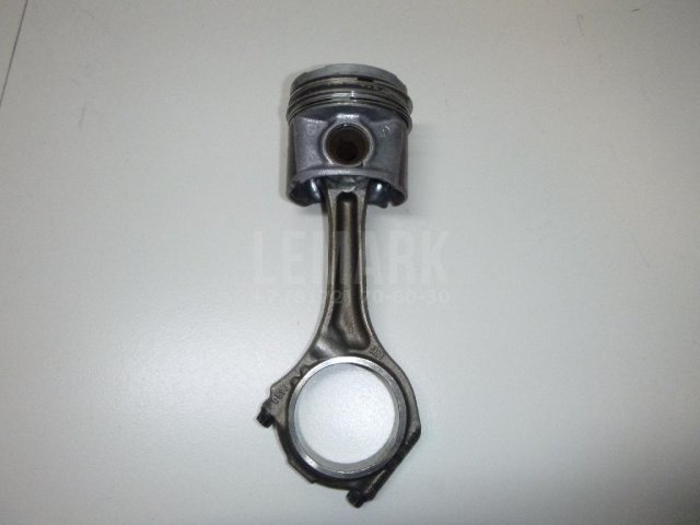 Поршень с шатуном