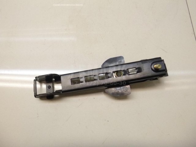 Механизм регулировки ремня безопасности