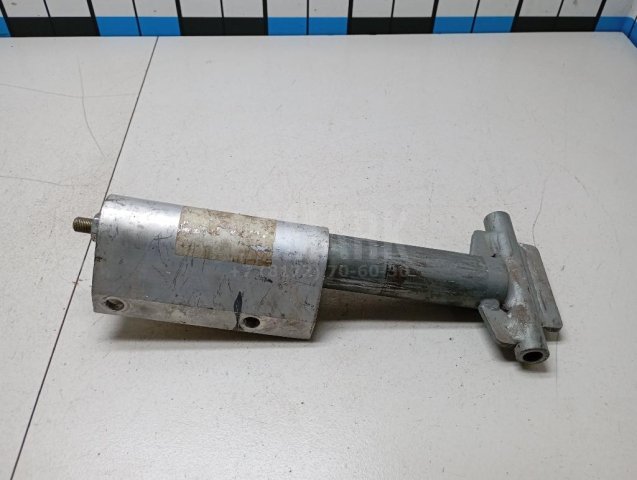 Кронштейн усилителя заднего бампера левый