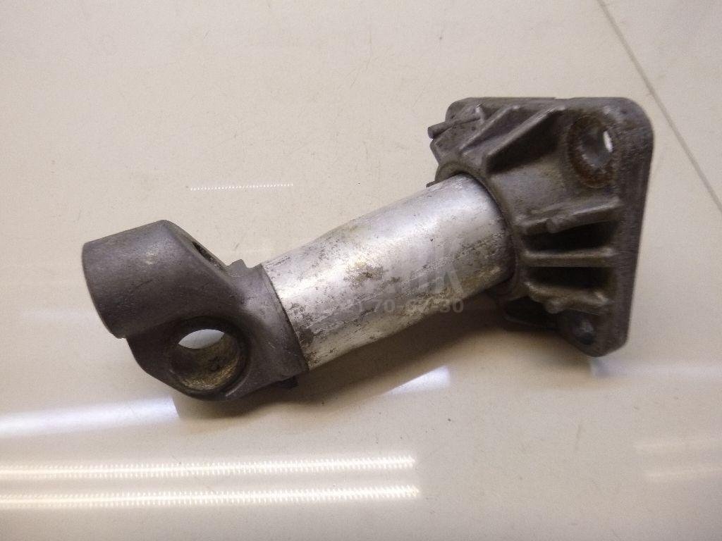 Кронштейн усилителя переднего бампера правый