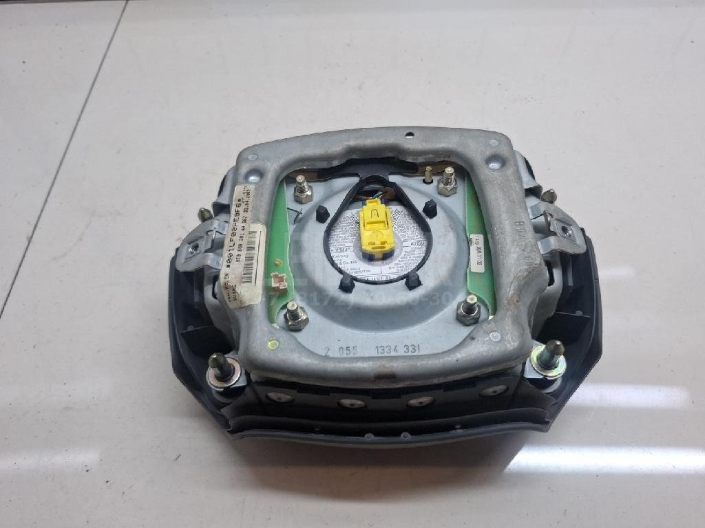 Подушка безопасности в рулевое колесо