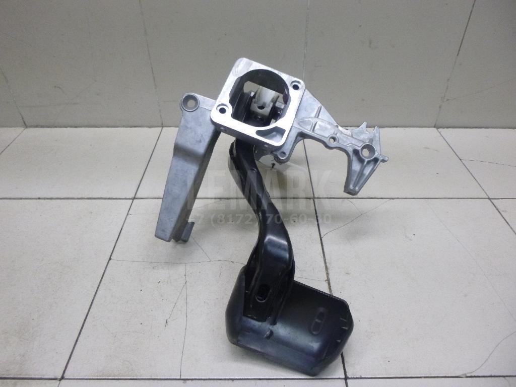 Педаль тормоза