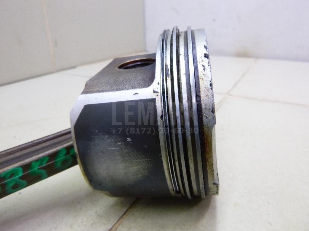 Поршень с шатуном