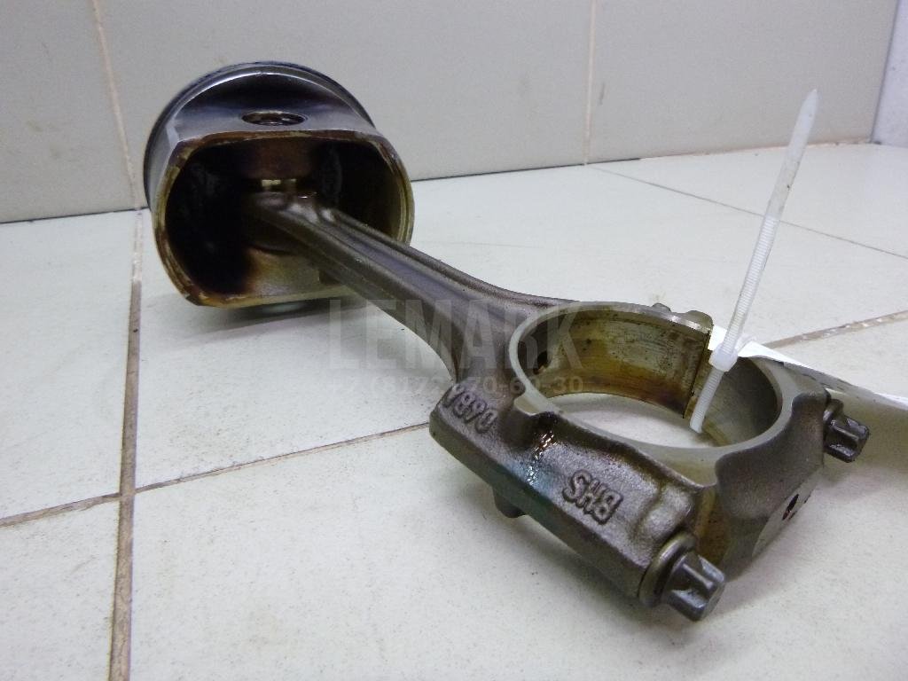 Поршень с шатуном