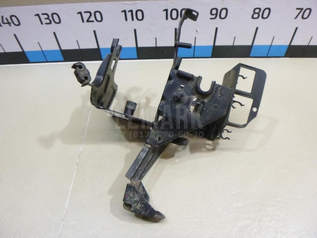 Кронштейн блока ABS (насос) для  Audi A4 [B8] 2007-2015