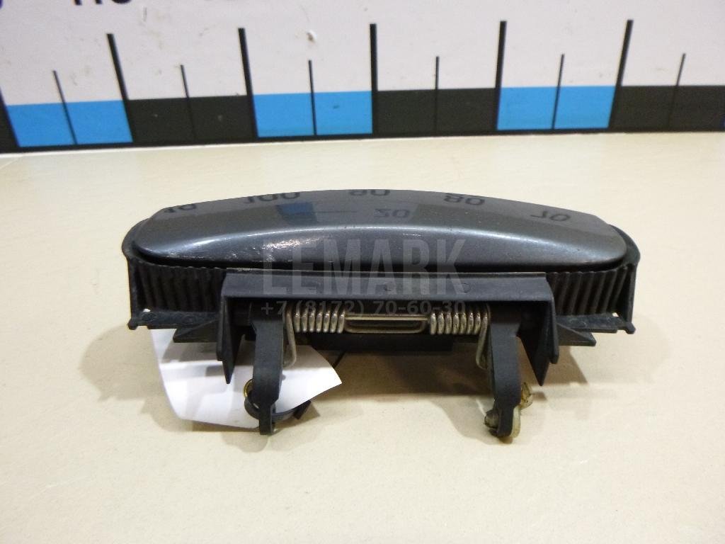 Ручка двери передней наружная правая