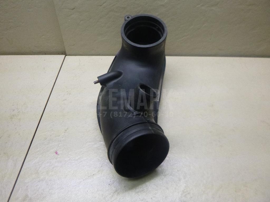 Патрубок воздушного фильтра