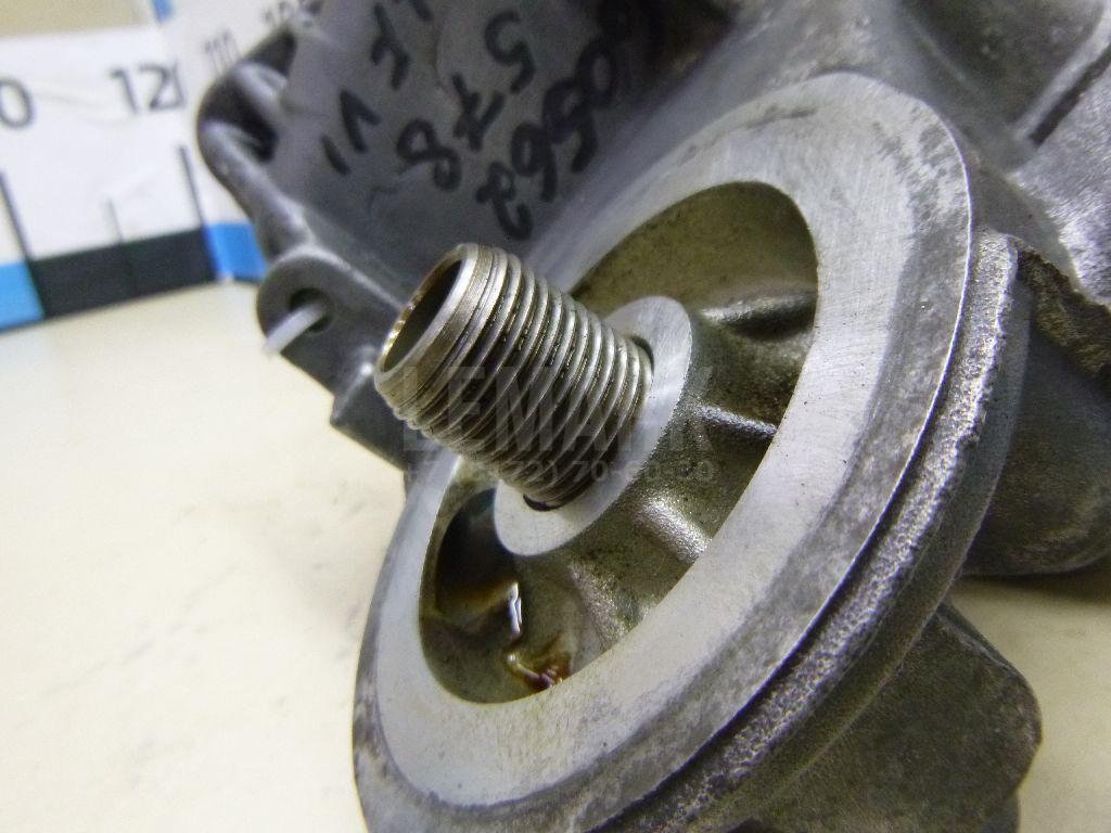 Кронштейн масляного фильтра