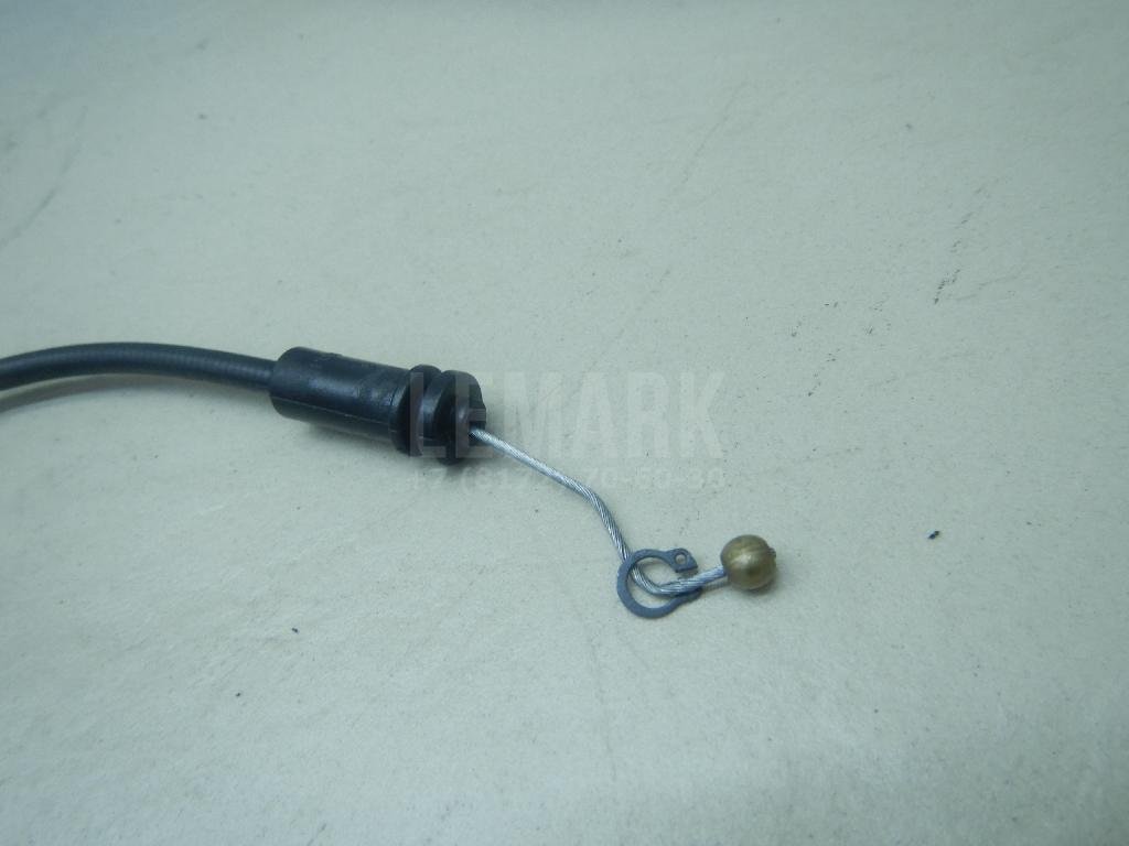 Трос открывания багажника