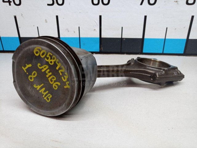 Поршень с шатуном