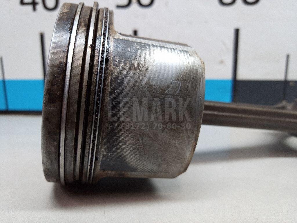 Поршень с шатуном для  Alfa Romeo Alfetta 1974-1986