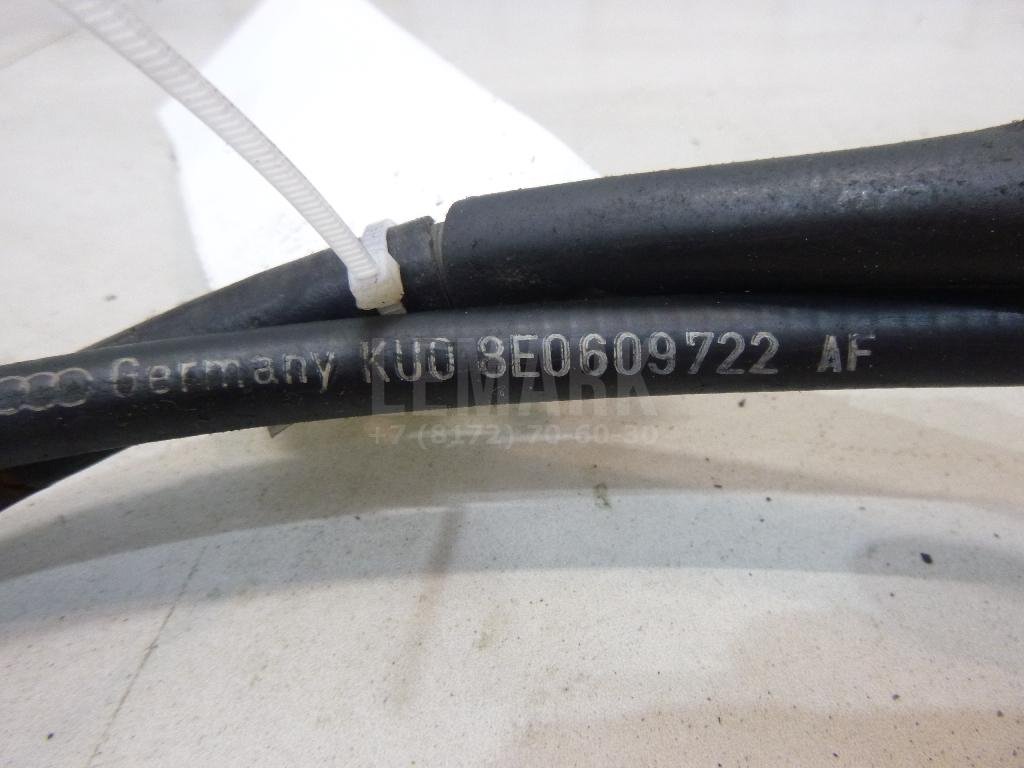 Трос стояночного тормоза правый