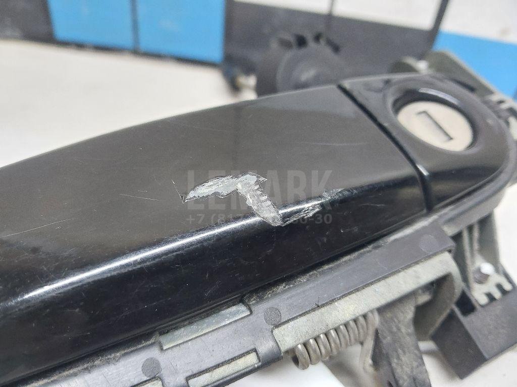 Ручка двери передней наружная правая