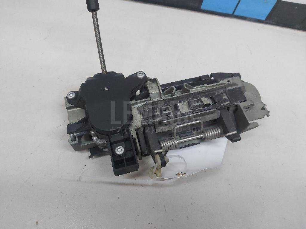 Ручка двери передней наружная правая