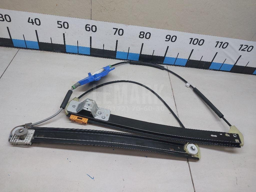 Стеклоподъемник электр. передний правый