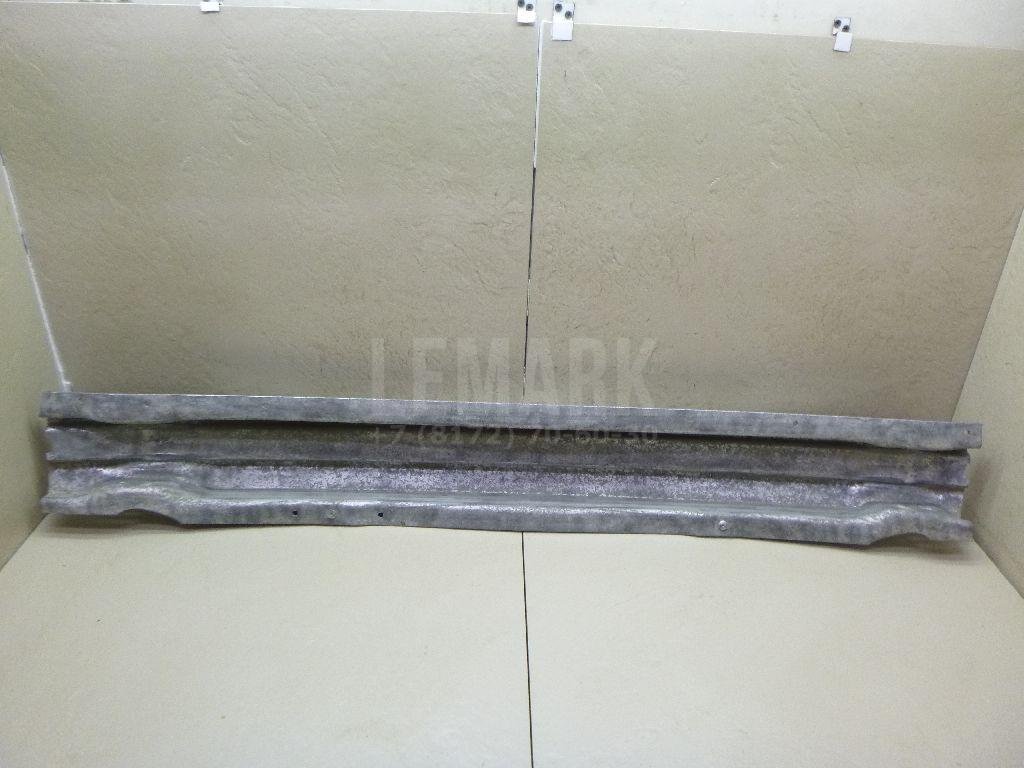 Усилитель заднего бампера