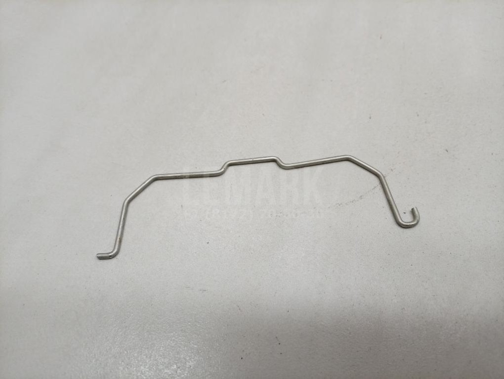 Крепеж фары