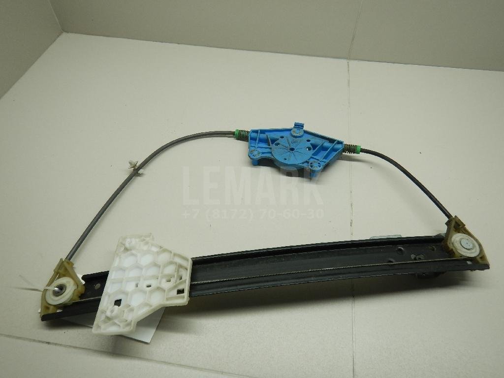 Стеклоподъемник электр. задний правый