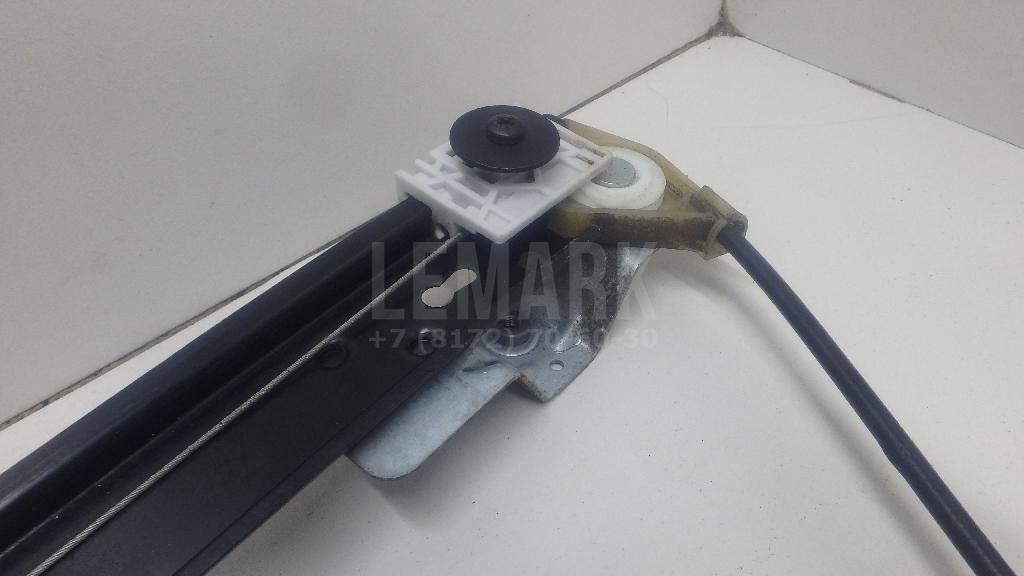 Стеклоподъемник электр. передний левый