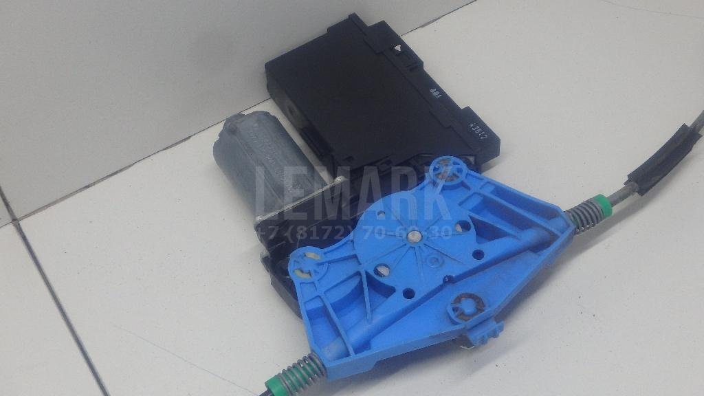 Стеклоподъемник электр. передний левый