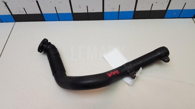 Патрубок воздушного фильтра