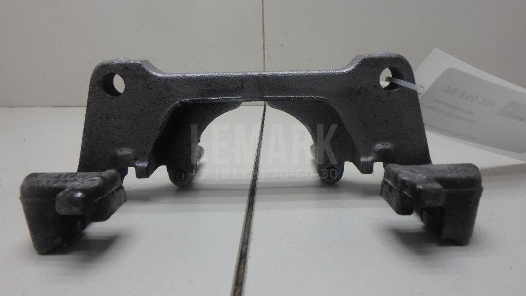 Скоба суппорта переднего